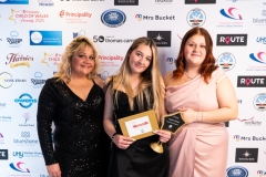 Ashlee Charles, Community Champion 2023, with her mum Delyth and her sister Cassie